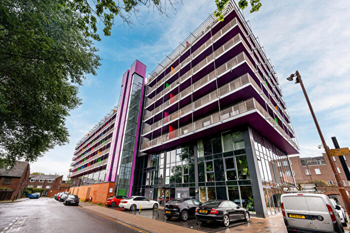 2 Bedroom Flat For Sale In Octavius Street, Deptford, London, SE8
