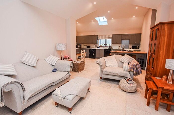2 Bedroom Barn Conversion To Rent In Melton Constable, NR24