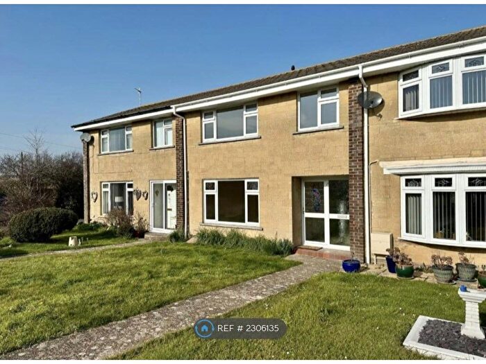 3 Bedroom Terraced House To Rent In Fairfield, Chickerell, Weymouth, DT3