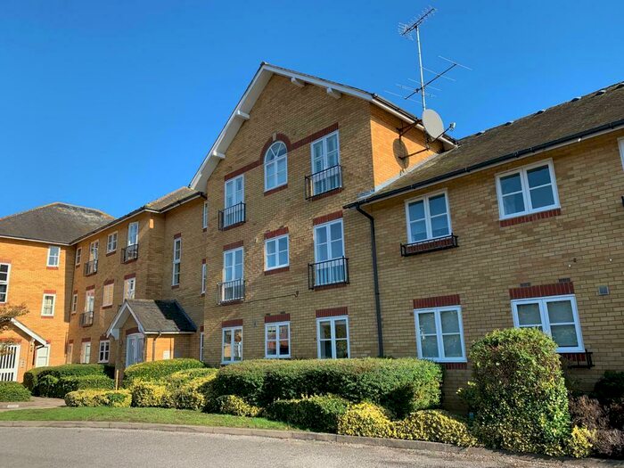 2 Bedroom Flat To Rent In Alsford Wharf, Berkhamsted, HP4