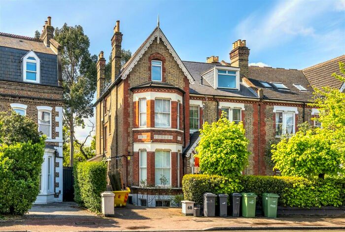 3 Bedroom Flat To Rent In Thurlow Park Road, Dulwich, SE21