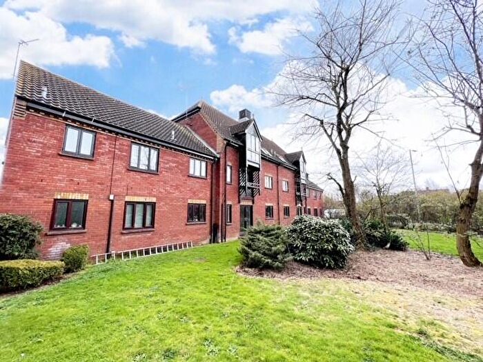 1 Bedroom Apartment To Rent In Fawkner Close, Chelmer Village, CM2