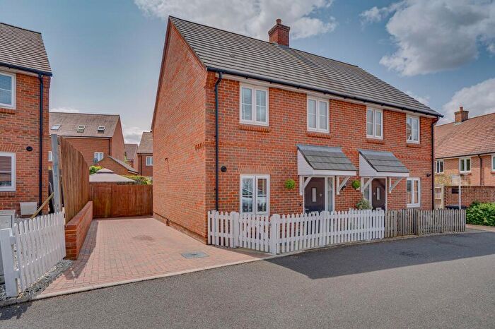 2 Bedroom Semi-Detached House For Sale In Delamere Gardens, Fair Oak, SO50