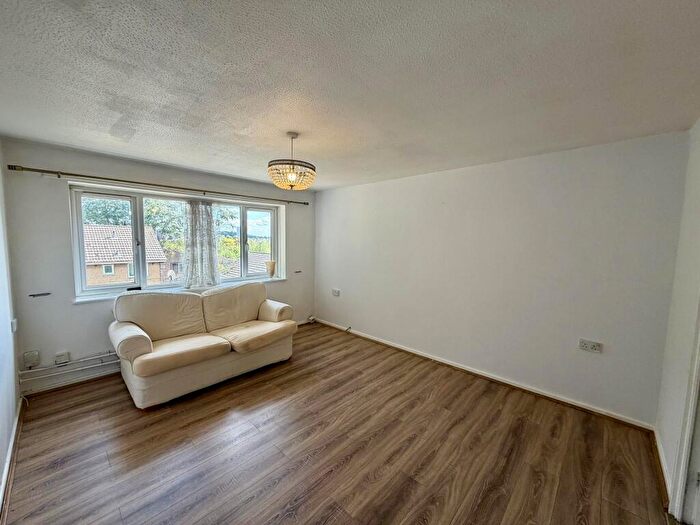 1 Bedroom Flat To Rent In Westville Gardens, Mapperley, NG3