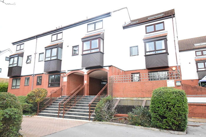 1 Bedroom Flat To Rent In Hamilton Court, Wellington Road, Bournemouth, BH8