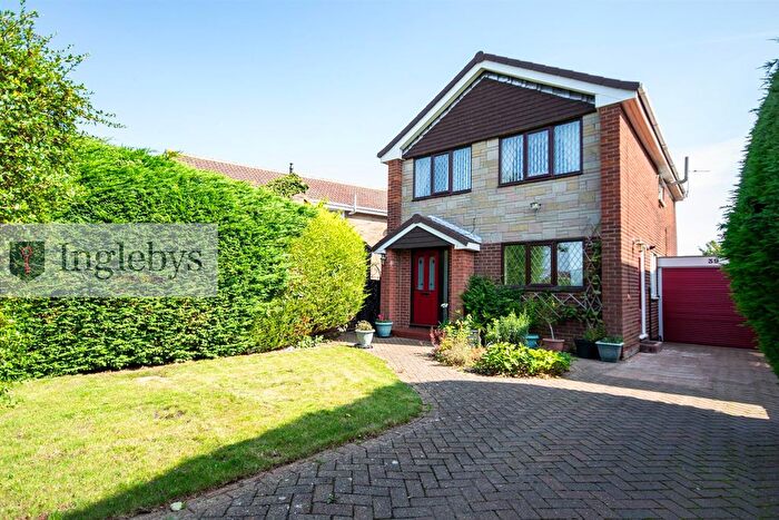 3 Bedroom Detached House For Sale In Lindrick Road, New Marske, TS11