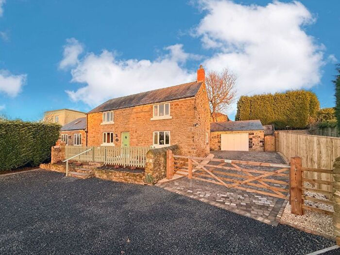 3 Bedroom Detached House For Sale In Fell Bank, Birtley, DH3