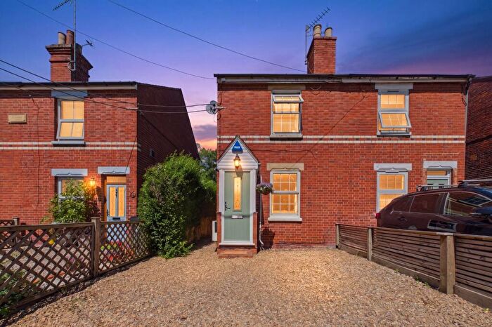 2 Bedroom Semi-Detached House For Sale In Coronation Cottages, Davis Way, Reading, Berkshire, RG10