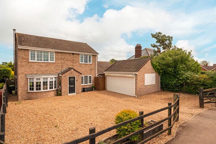3 Bedroom Detached House For Sale In Keysoe Road, Thurleigh, MK44