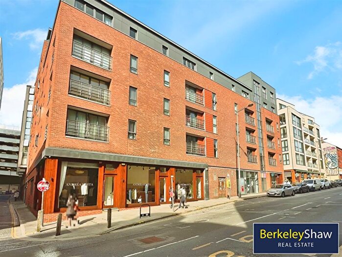 2 Bedroom Property To Rent In Duke Street, Liverpool, L1
