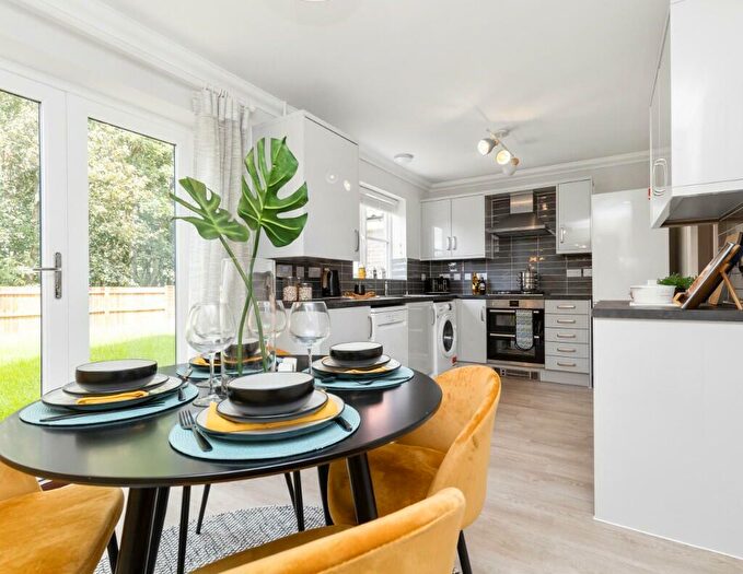 3 Bedroom Terraced House For Sale In Queen Elizabeth Way, Bramford, Ipswich, IP8