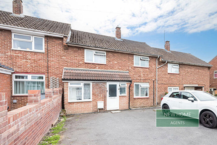 3 Bedroom Terraced House For Sale In Tilling Road, Horfield, Bristol, BS10