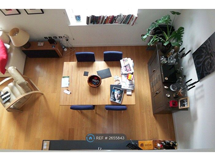 2 Bedroom Flat To Rent In Candlemakers Apartments, London, SW11