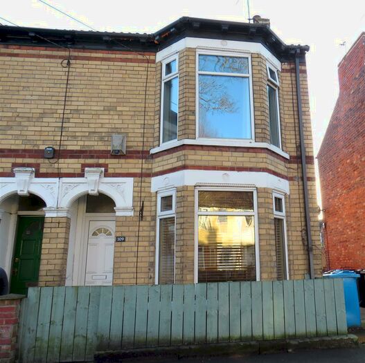 3 Bedroom End Of Terrace House To Rent In Goddard Avenue, Hull, HU5