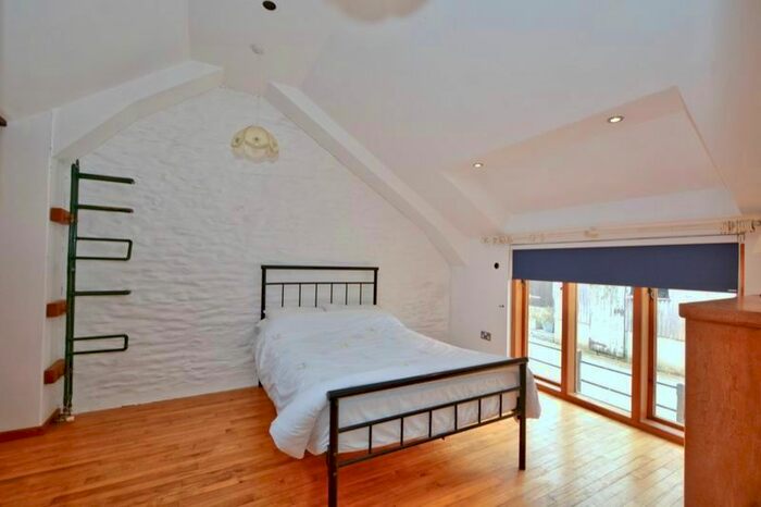 3 Bedroom Barn Conversion For Sale In Trebullett, Launceston, PL15