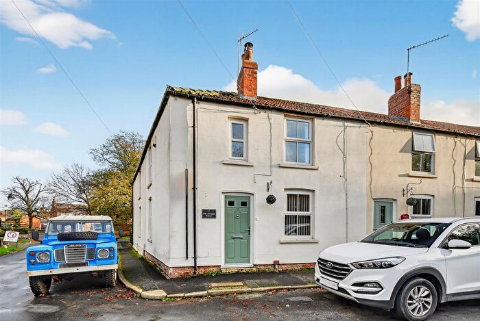2 Bedroom Terraced House For Sale In St. Helens Square, Market Weighton, York, YO43