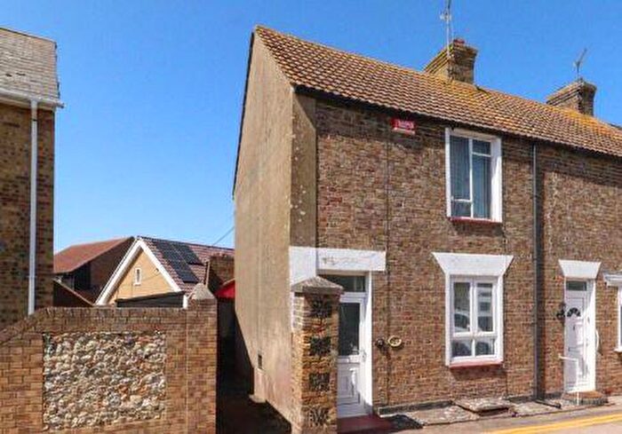 3 Bedroom End Of Terrace House For Sale In Mill Row, Birchington, Kent, CT7