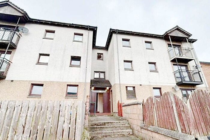 3 Bedroom Flat For Sale In , Calder Glen Courts, Mull, Airdrie, ML6
