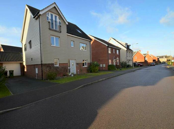 6 Bedroom Detached House To Rent In Lobelia Lane, Norwich, NR4