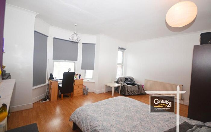 5 Bedroom Terraced House To Rent In |Ref: |, Shakespeare Avenue, Southampton, SO17