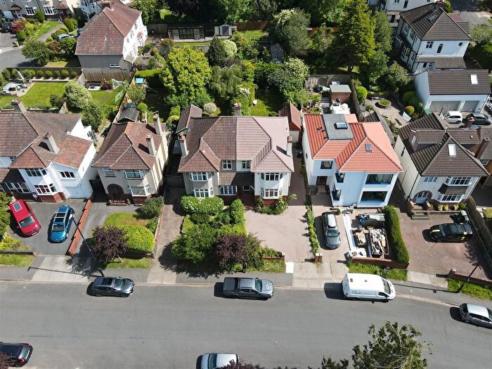 3 Bedroom Semi-Detached House For Sale In Roman Way, Bristol, BS9