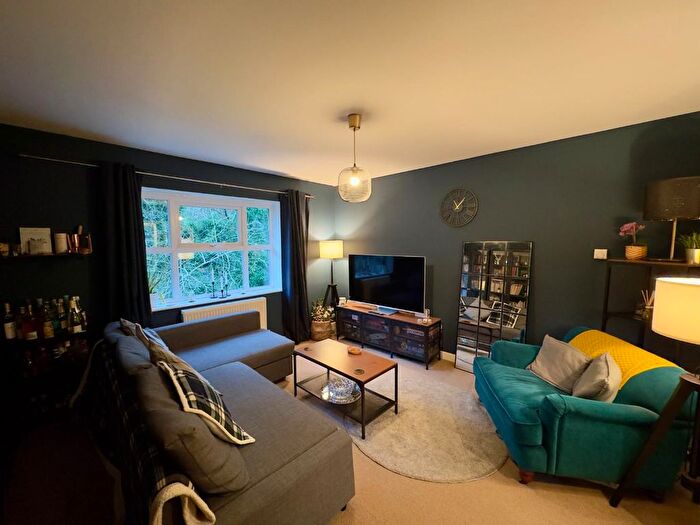 2 Bedroom Flat For Sale In Clifton Square, Burnley, Lancashire, BB12