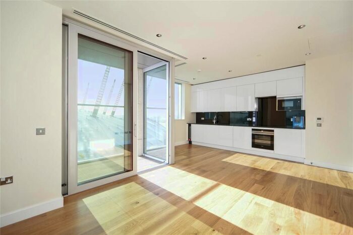 1 Bedroom Flat To Rent In Arora Tower, Waterview Drive, SE10