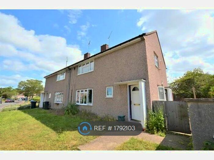 1 Bedroom Flat To Rent In Upper Stoneyfield, Harlow, CM19