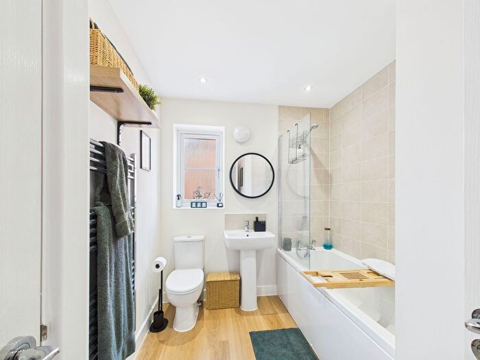 3 Bedroom Semi-detached House For Sale In Old Abbey Farm Road, Crowland, PE6
