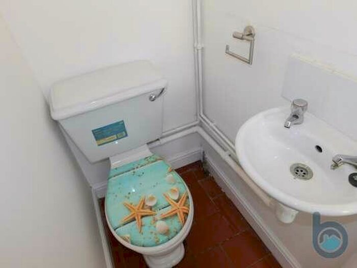 2 Bedroom End Of Terrace House To Rent In Broadway, Peterborough, Cambridgeshire, PE7