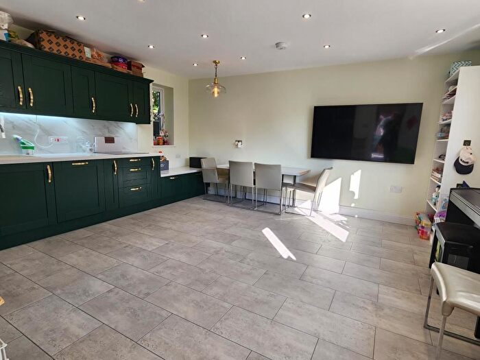 3 Bedroom Semi-Detached House To Rent In Caradon Close, Woking, GU21