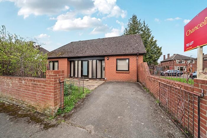 2 Bedroom Detached House To Rent In Rothafield Road, Oxford, OX2