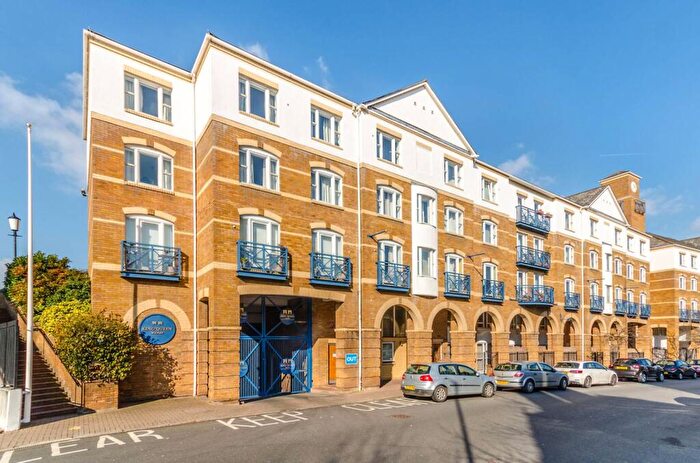 2 Bedroom Flat To Rent In Rotherhithe Street, Rotherhithe, London, SE16