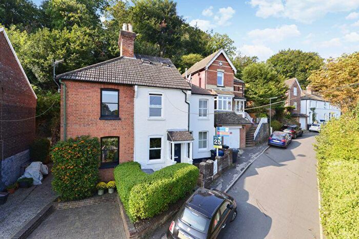 3 Bedroom Terraced House To Rent In Latimer Road, Godalming, GU7