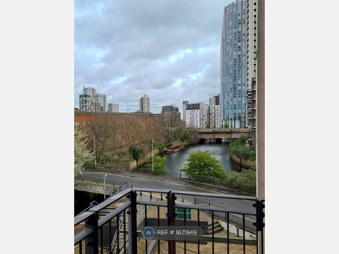 2 Bedroom Flat To Rent In The Lock Building, London, E15