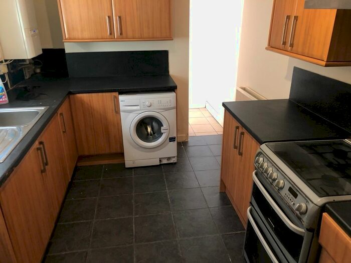 3 Bedroom Terraced House To Rent In Norfolk Street, Swansea, SA1