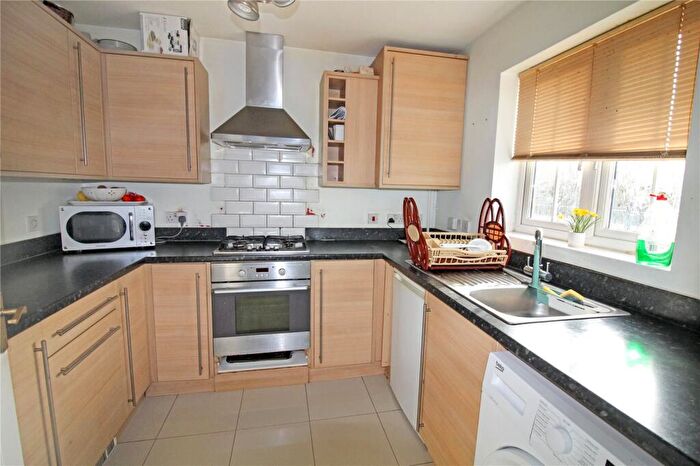 3 Bedroom Terraced House For Sale In Queen Elizabeth Drive, Swindon, Wiltshire, SN25
