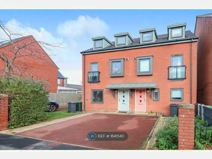 3 Bedroom Semi-Detached House To Rent In Othello Road, Wolverhampton, WV10