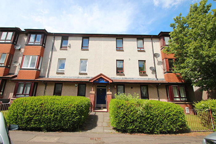 3 Bedroom Flat To Rent In Elmvale Row, Springburn, G21