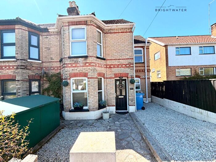 3 Bedroom Semi Detached House To Rent In Archway Road, Poole, BH14