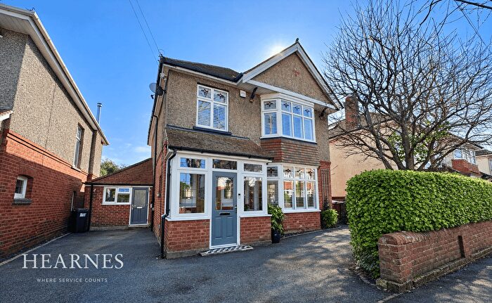 5 Bedroom Detached House For Sale In Fernside Road, Talbot Park, Bournemouth, BH9