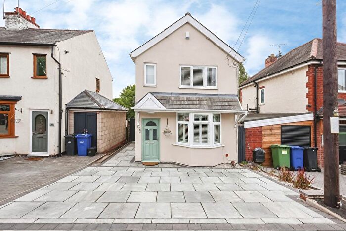 2 Bedroom Detached House For Sale In Stour Hill, Brierley Hill, DY5