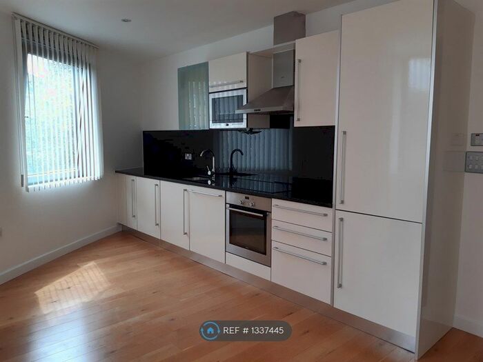 1 Bedroom Flat To Rent In Altutude, East Croydon, CR0