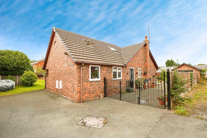 4 Bedroom Bungalow For Sale In Foxes Lane, Garden City, Deeside, Flintshire, CH5