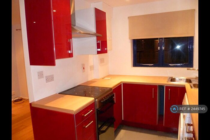 2 Bedroom Semi-Detached House To Rent In Reveley Square, London, SE16