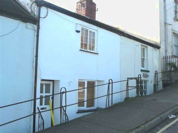 2 Bedroom Cottage To Rent In Bridge Street, Bideford, Devon, EX39