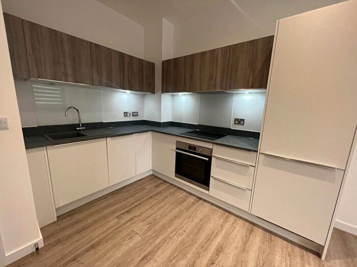 1 Bedroom Apartment To Rent In Alencon Link, Basingstoke, RG21