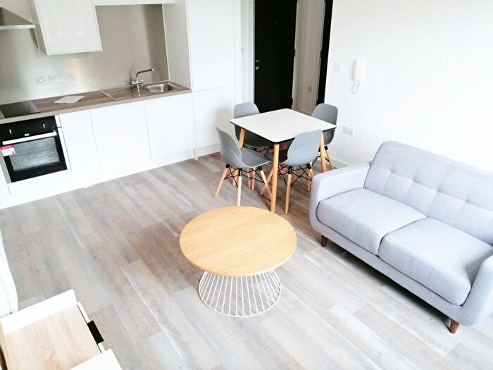 1 Bedroom Apartment To Rent In Kinetic Apartments, M16