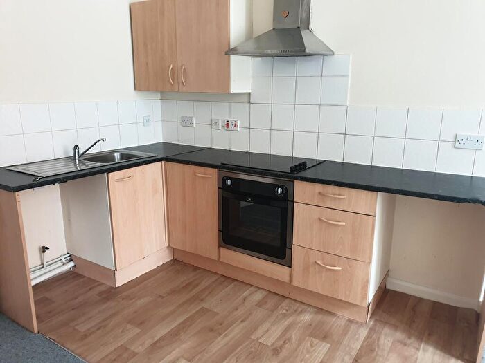 1 Bedroom Flat To Rent In Booth Street, Ripley, DE5