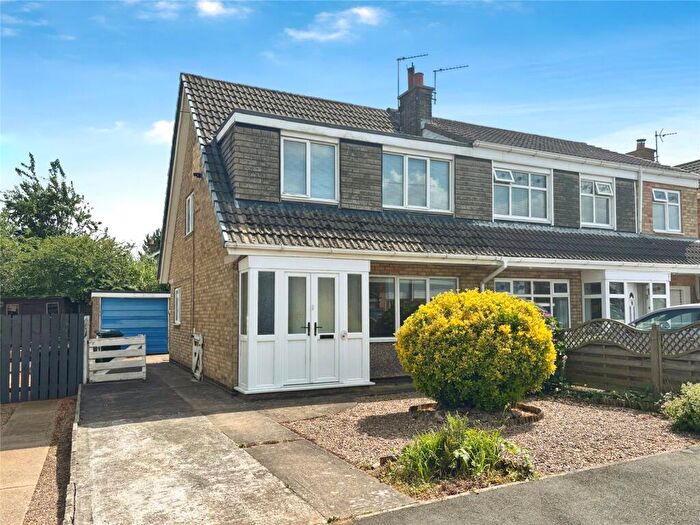 3 Bedroom Semi-Detached House For Sale In Ambleside Crescent, Sprotbrough, Doncaster, DN5